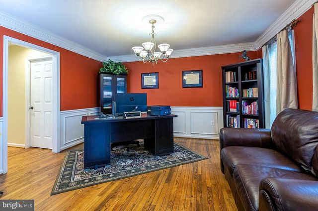 1700 ABBEY OAK DR, Vienna, VA 22182