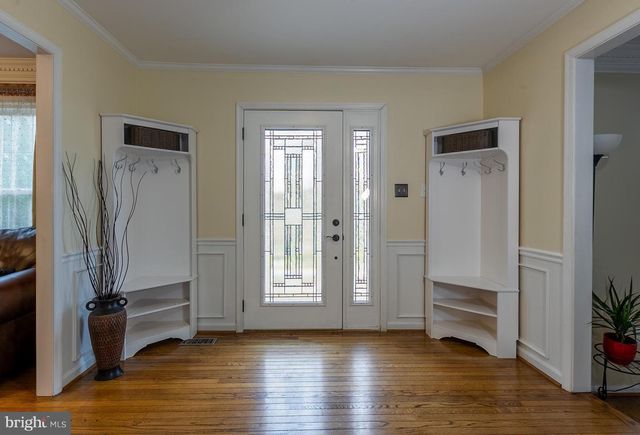 1700 ABBEY OAK DR, Vienna, VA 22182