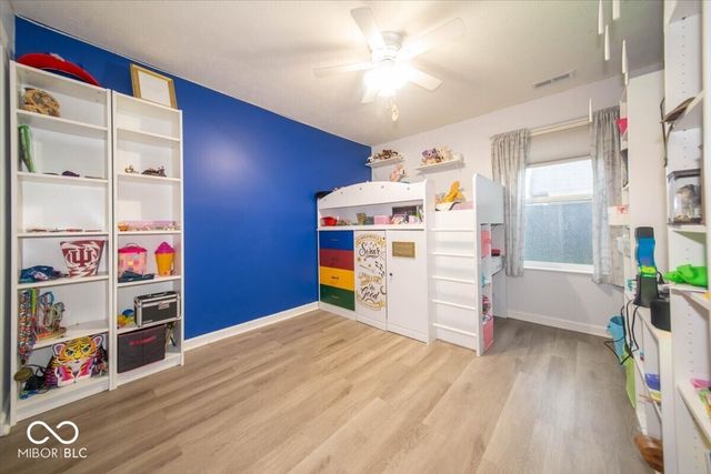 6407 Clary Circle Drive, Greenwood, IN 46143