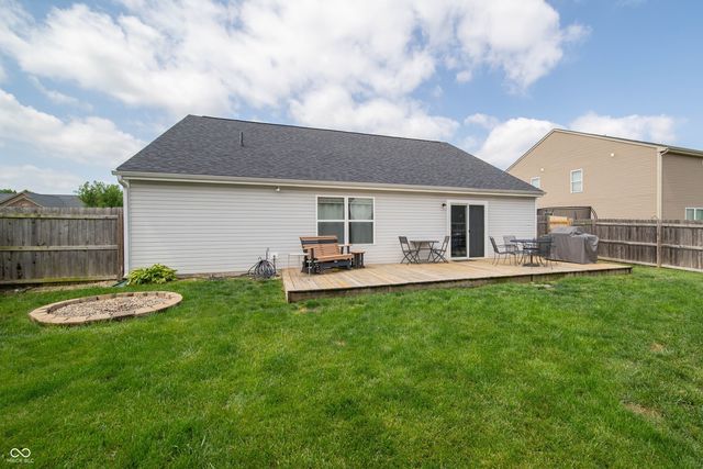 6407 Clary Circle Drive, Greenwood, IN 46143