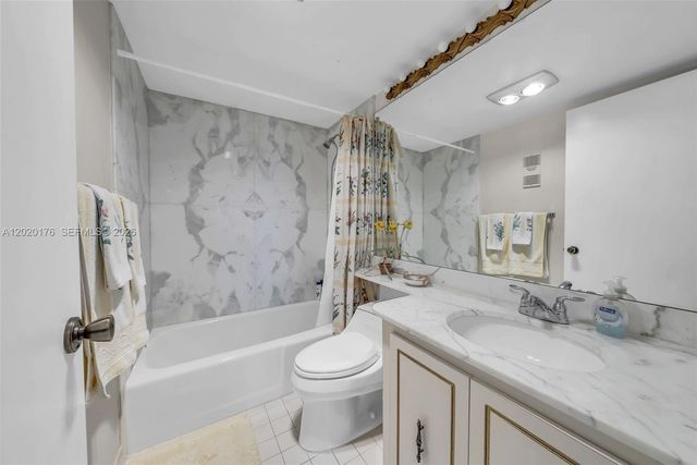 199 Ocean Lane Dr 512, Key Biscayne, FL 33149