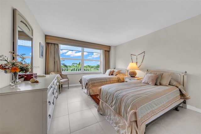 199 Ocean Lane Dr 512, Key Biscayne, FL 33149