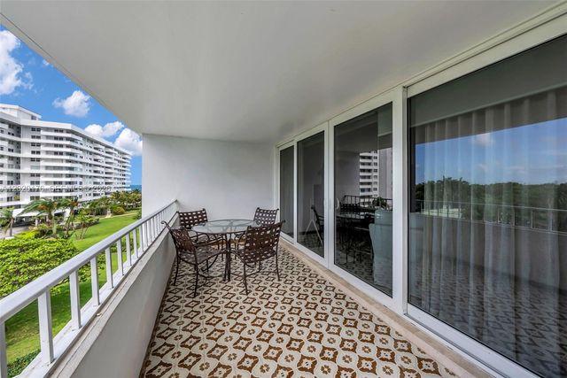 199 Ocean Lane Dr 512, Key Biscayne, FL 33149