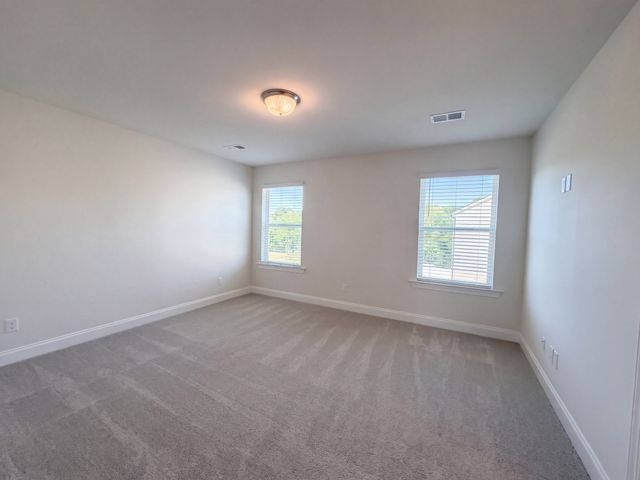 952 Oak Ridge Ln, Columbia, TN 38401