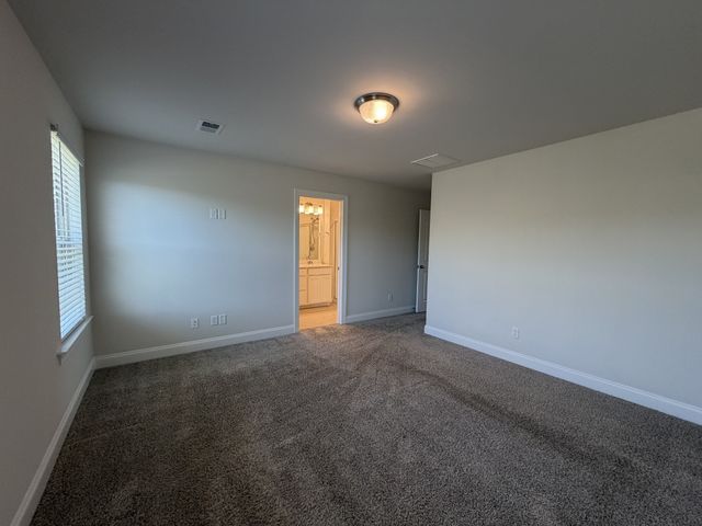 952 Oak Ridge Ln, Columbia, TN 38401