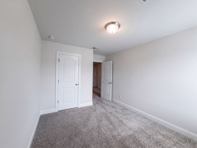 952 Oak Ridge Ln, Columbia, TN 38401