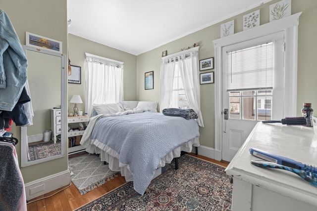 36 Dickinson Rd 36, Boston, MA 02135