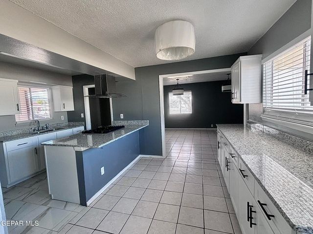 6000 POMPEII Street, El Paso, TX 79924