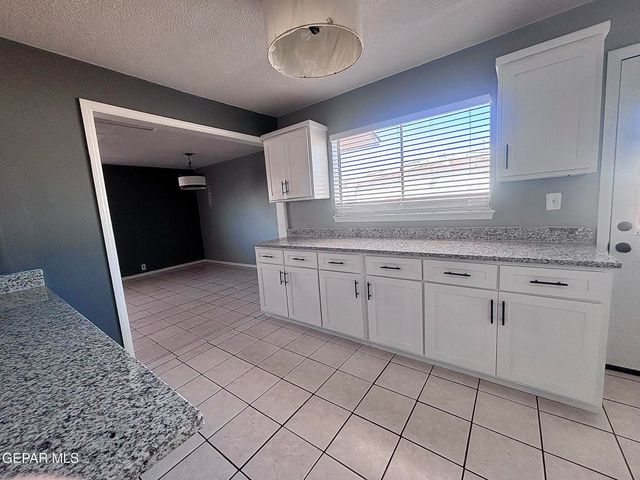 6000 POMPEII Street, El Paso, TX 79924