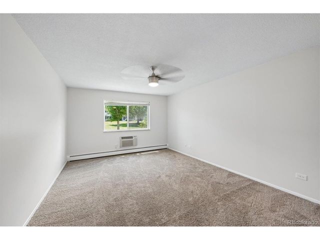 665 S Alton Way 8A, Denver, CO 80247