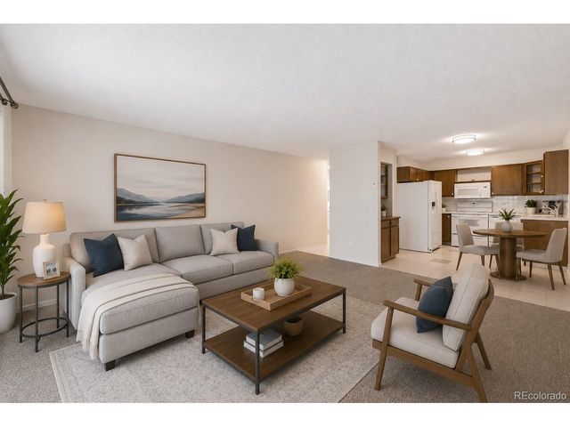 665 S Alton Way 8A, Denver, CO 80247