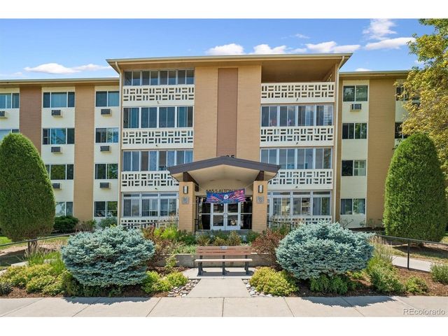 665 S Alton Way 8A, Denver, CO 80247