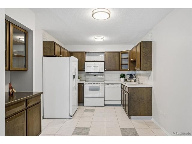 665 S Alton Way 8A, Denver, CO 80247