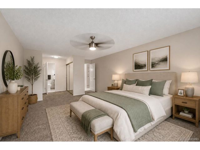 665 S Alton Way 8A, Denver, CO 80247