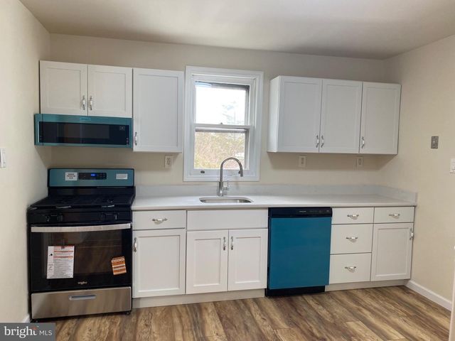 1747 HERBERT BLVD, Williamstown, NJ 08094