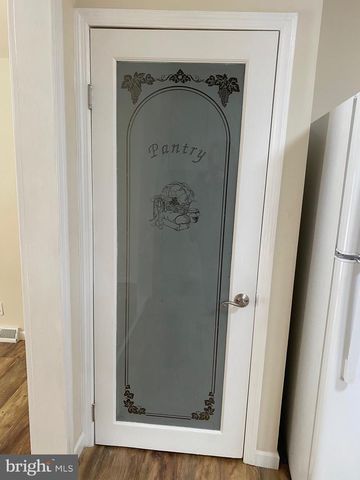 1747 HERBERT BLVD, Williamstown, NJ 08094