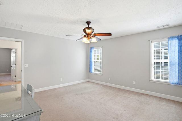 8589 Old Forest Drive NE, Leland, NC 28451