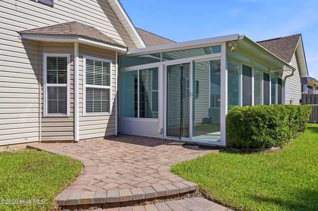 8589 Old Forest Drive NE, Leland, NC 28451