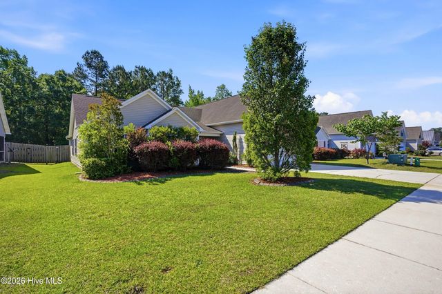 8589 Old Forest Drive NE, Leland, NC 28451