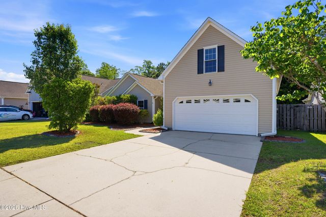 8589 Old Forest Drive NE, Leland, NC 28451