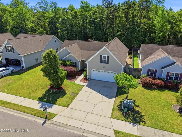 8589 Old Forest Drive NE, Leland, NC 28451