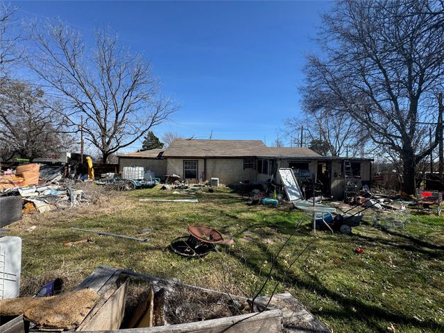 510 S Pecan Street, Bells, TX 75414