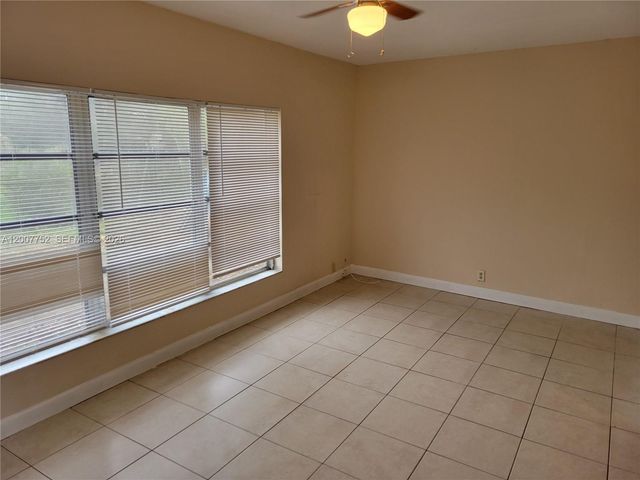 6856 NW 12th St 0, Plantation, FL 33313