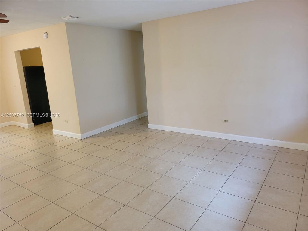 6856 NW 12th St 0, Plantation, FL 33313