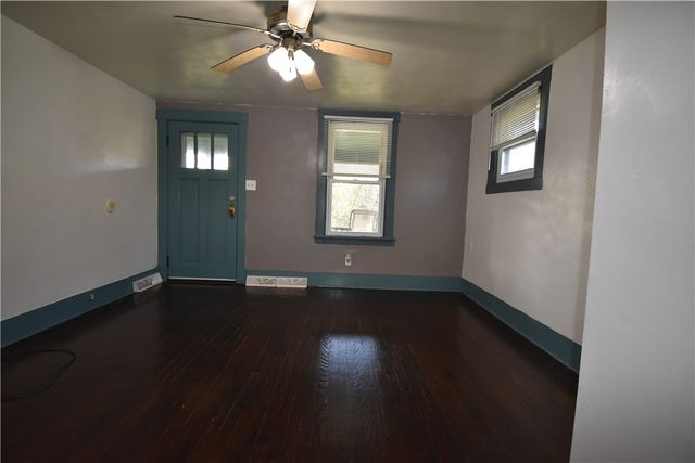 1008 South Rd, Shaler, PA 15209