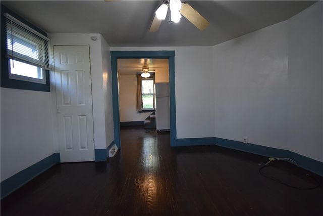 1008 South Rd, Shaler, PA 15209