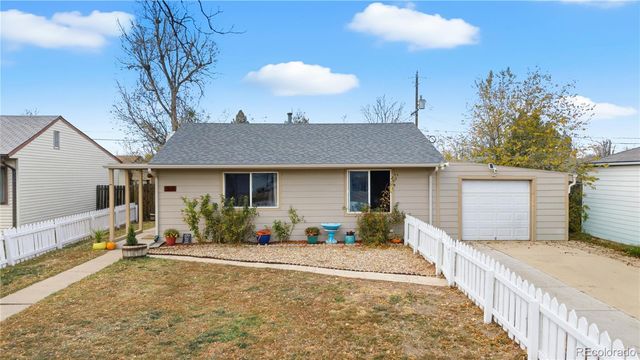 865 Lansing Street, Aurora, CO 80010