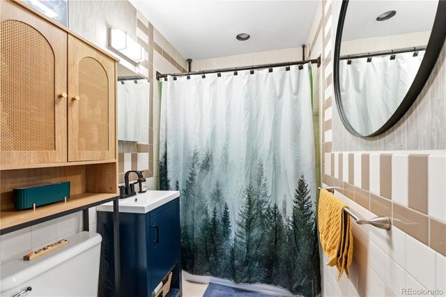 865 Lansing Street, Aurora, CO 80010