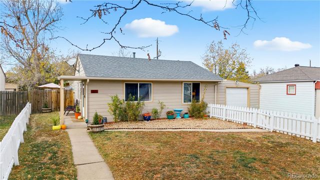 865 Lansing Street, Aurora, CO 80010