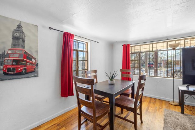 862 Arthur Drive SW, Albuquerque, NM 87105