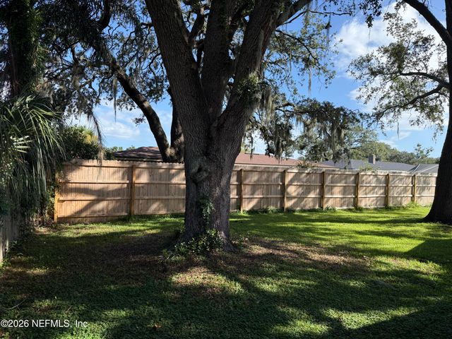 3725 DARNALL Place, Jacksonville, FL 32217