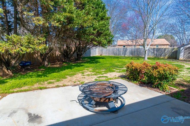 604 Westbrook Drive SW, Decatur, AL 35603