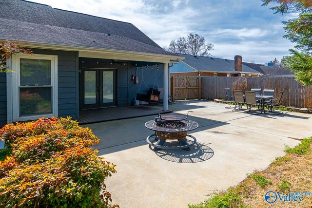 604 Westbrook Drive SW, Decatur, AL 35603