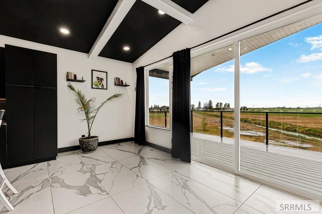 Image 14 of property listing at 1214 N 700 E, Shelley, ID 83274