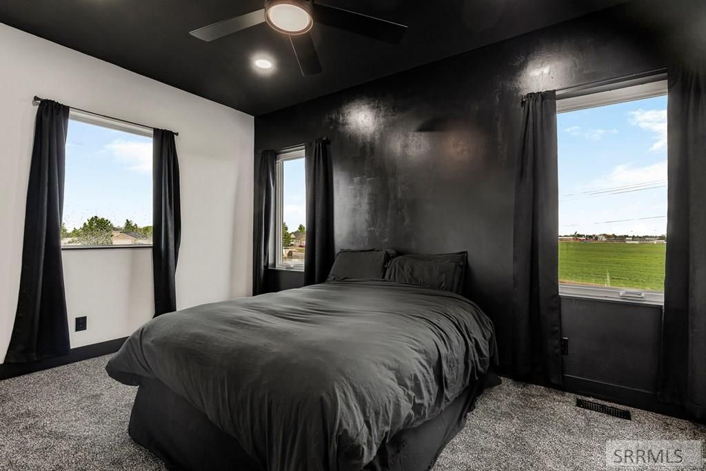 Image 24 of property listing at 1214 N 700 E, Shelley, ID 83274