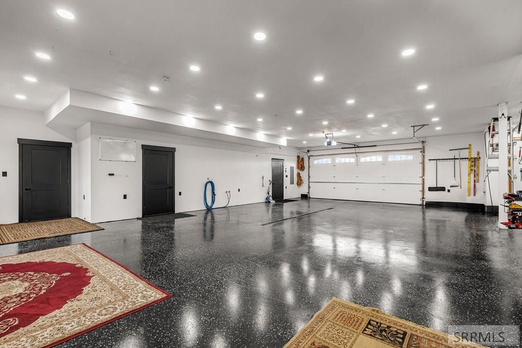Image 36 of property listing at 1214 N 700 E, Shelley, ID 83274
