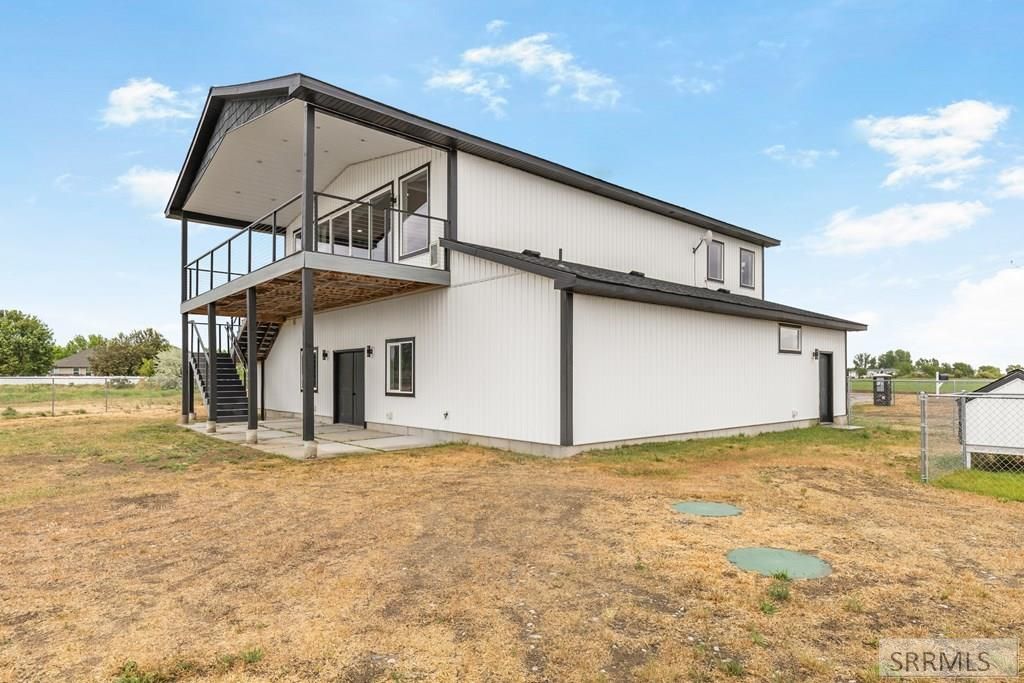 Image 45 of property listing at 1214 N 700 E, Shelley, ID 83274