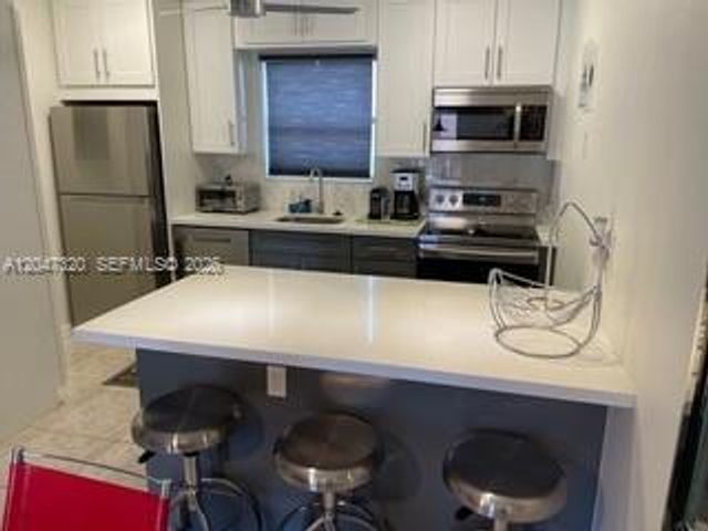 201 178th Dr 304, Sunny Isles Beach, FL 33160