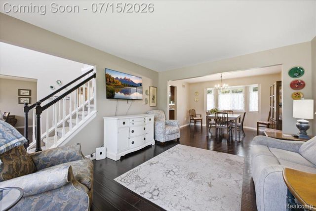 4638 Fox Chase Drive, White Lake Charter Township, MI 48383