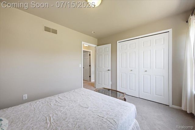 4638 Fox Chase Drive, White Lake Charter Township, MI 48383