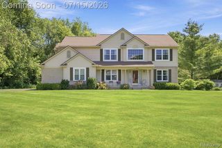 4638 Fox Chase Drive, White Lake Charter Township, MI 48383