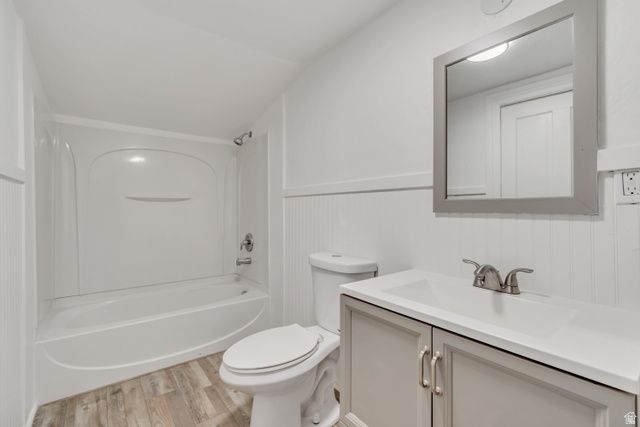 8831 S 400 E, Sandy, UT 84070