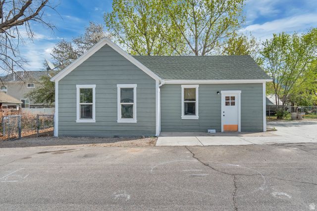 8831 S 400 E, Sandy, UT 84070