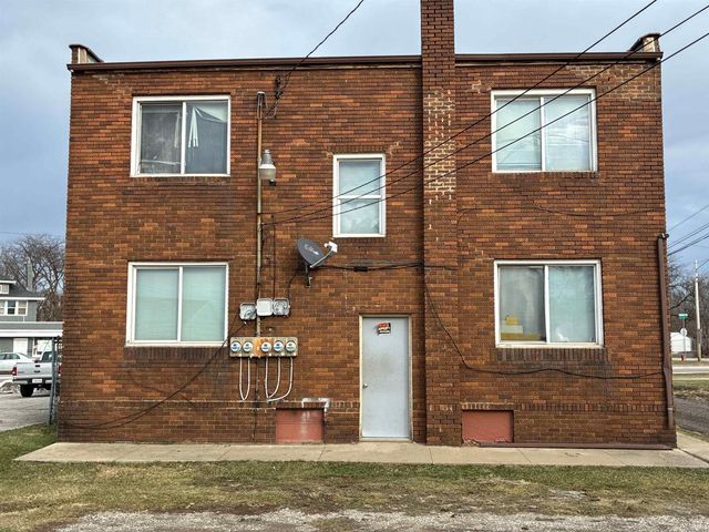 1518 Lincoln Way West, South Bend, IN 46628