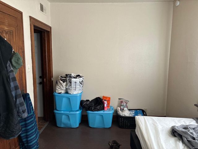 1518 Lincoln Way West, South Bend, IN 46628