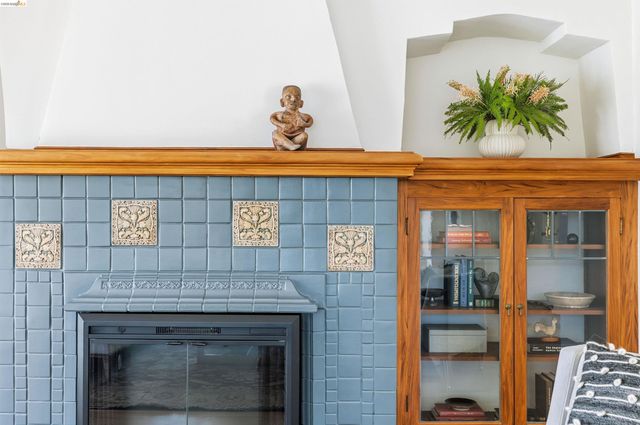 3235 Central Ave, Alameda, CA 94501